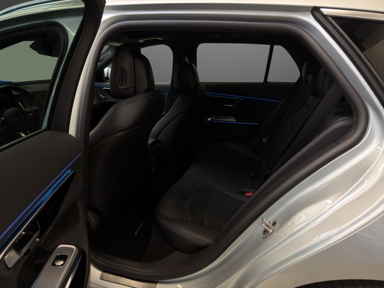 Mercedes-Benz E-Klasse – Bild 8