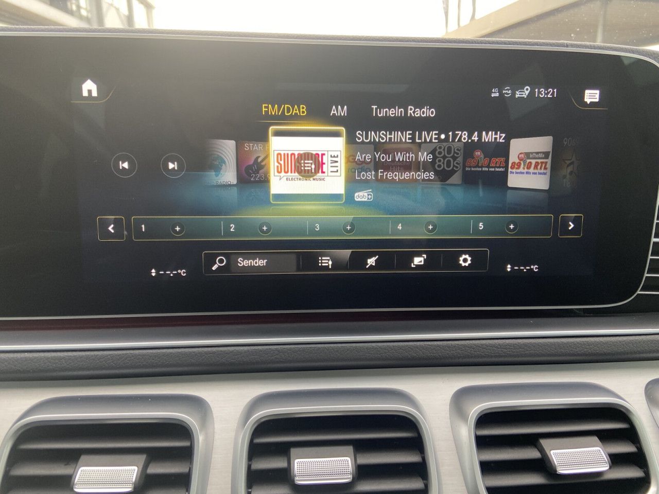 Fahrzeugbild 22 / 30