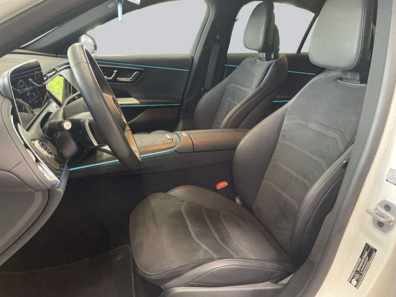 Mercedes-Benz E-Klasse – Bild 10