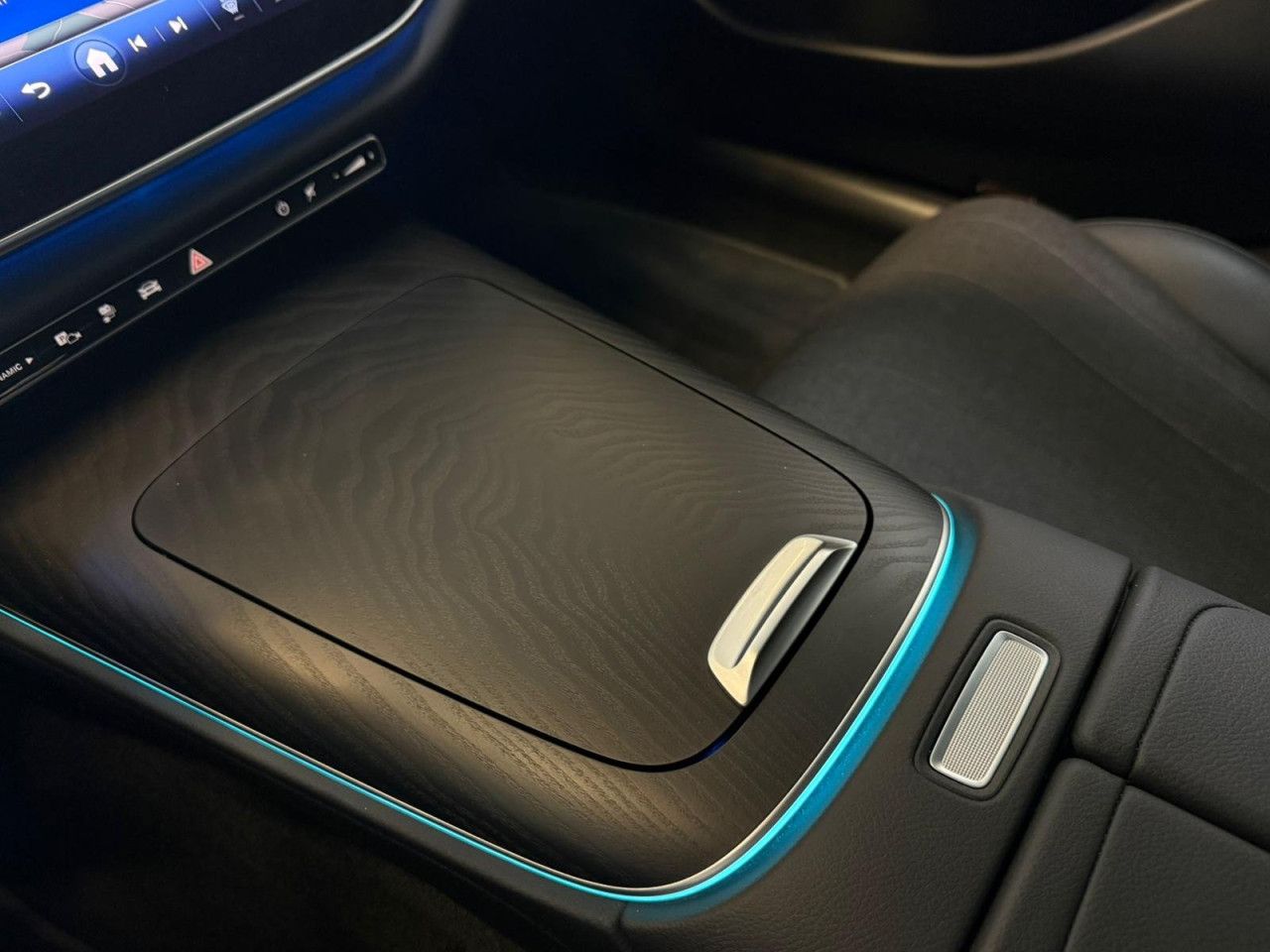 Mercedes-Benz E-Klasse – Bild 24