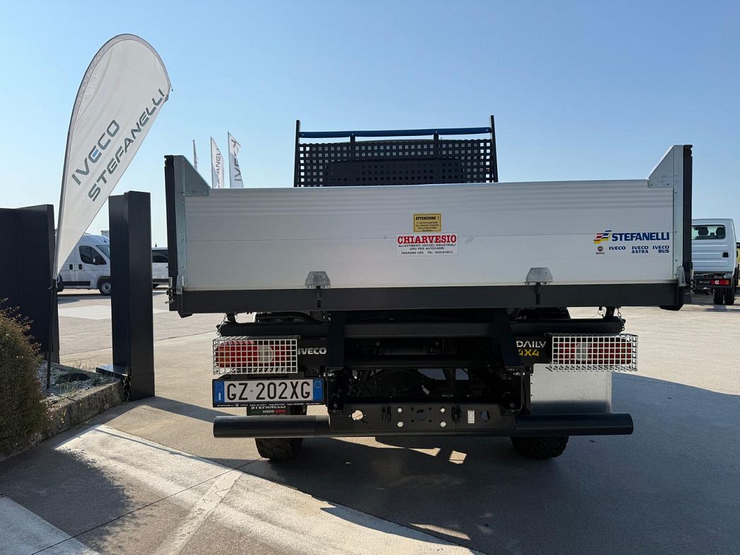 IVECO | DAILY 35S18 H 4X4 RIB. TRILATERALE