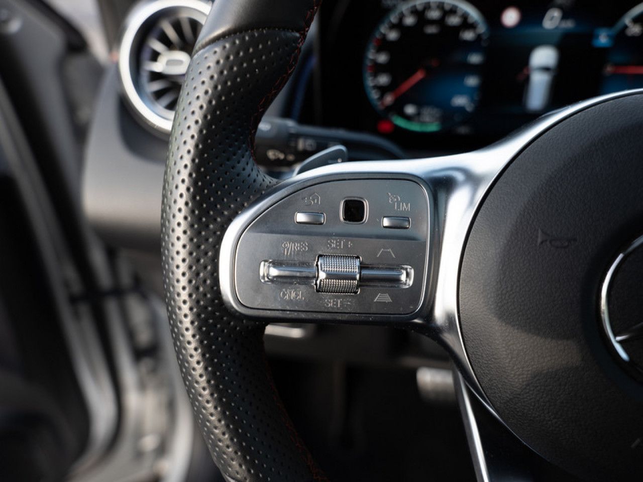 Fahrzeugbild 17 / 23