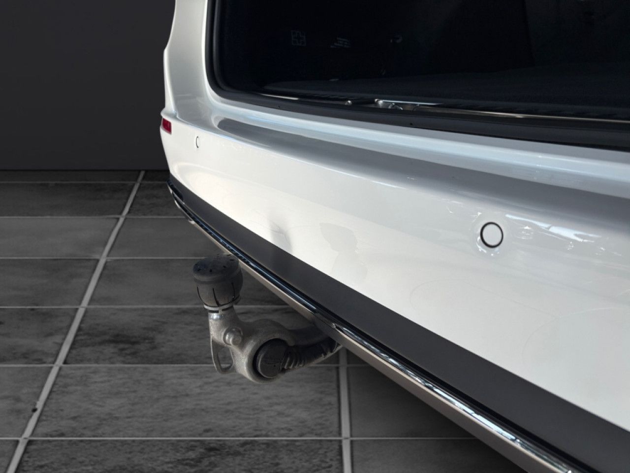 Mercedes-Benz E-Klasse – Bild 17