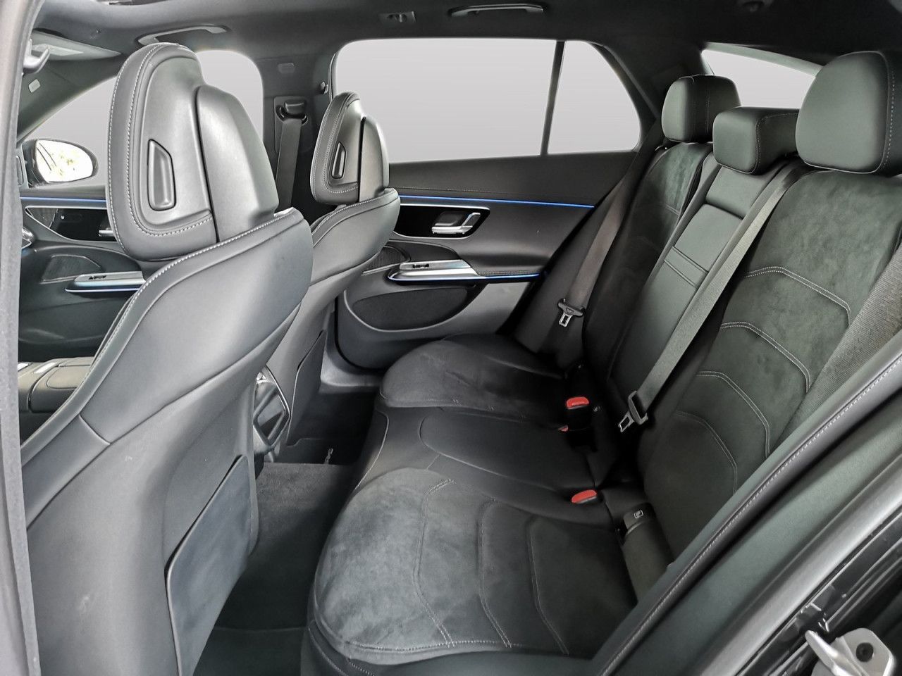 Mercedes-Benz E-Klasse – Bild 21
