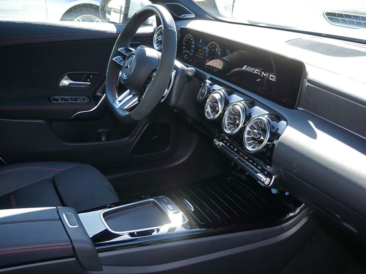 Mercedes-Benz CLA – Bild 5