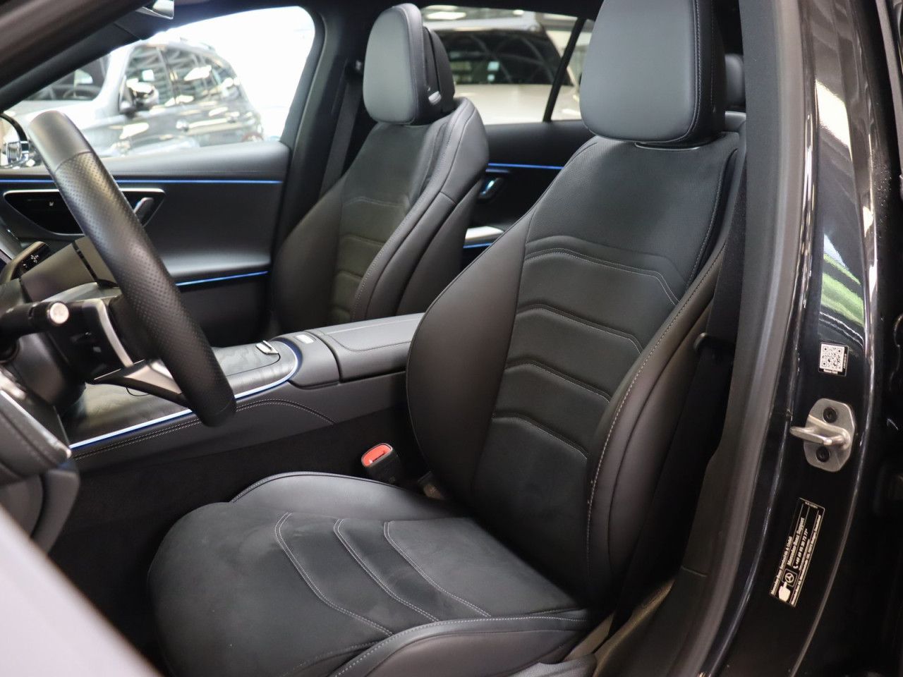 Mercedes-Benz E-Klasse – Bild 8