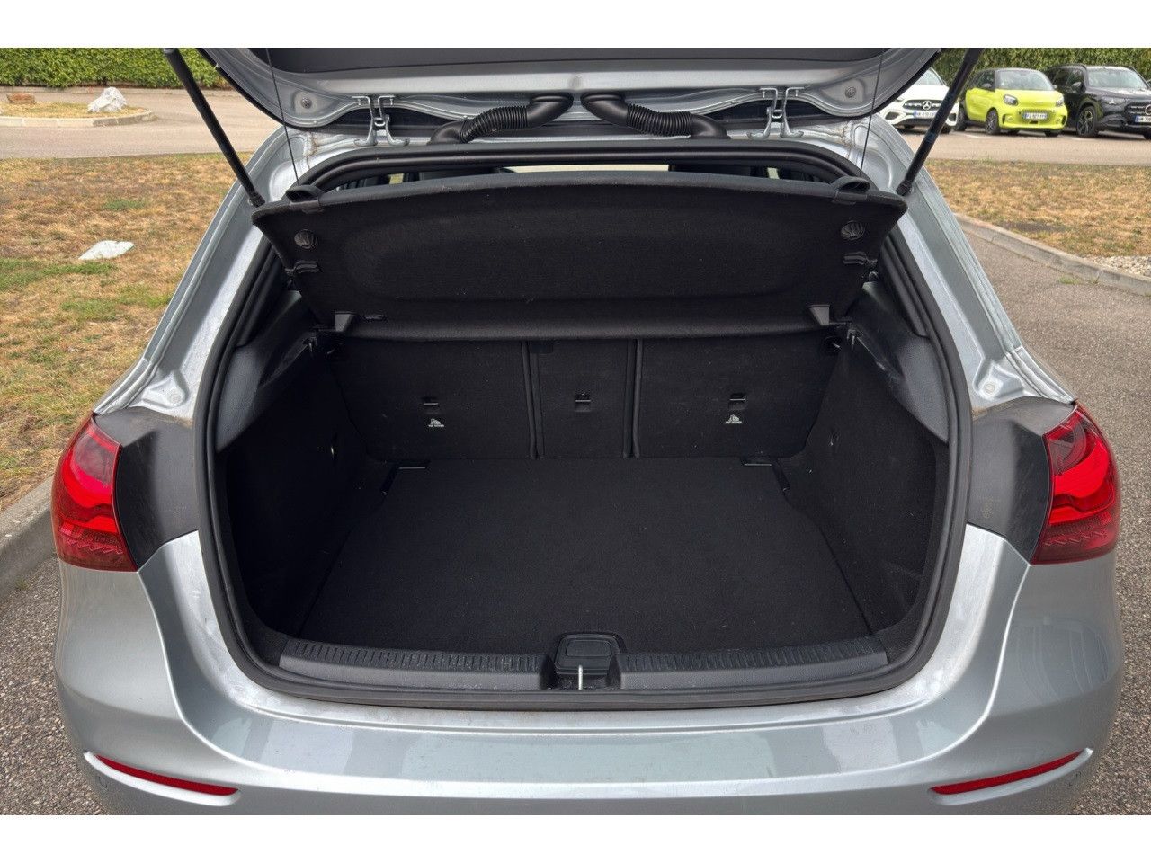 Photo du véhicule 9 / 18