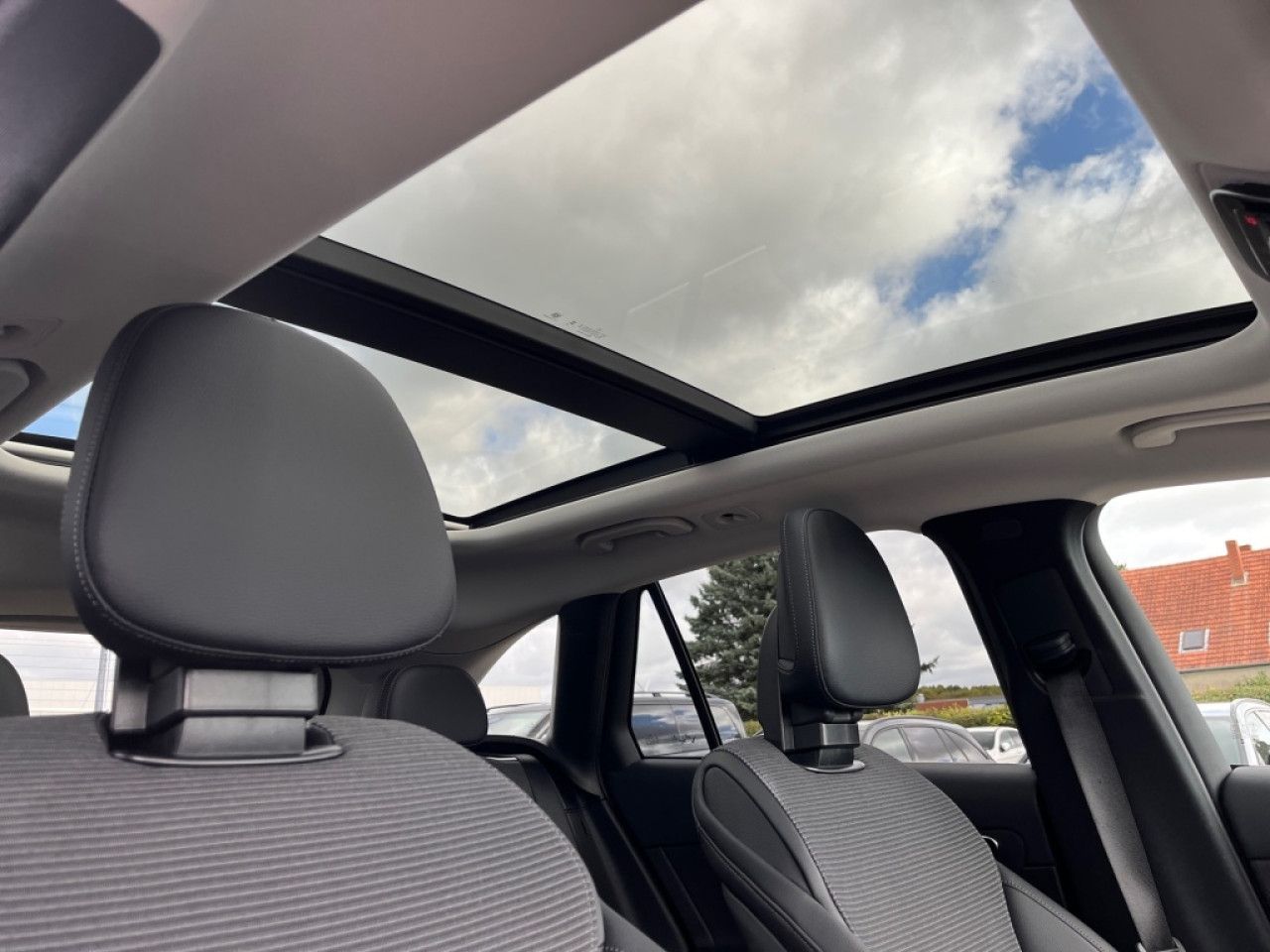 Mercedes-Benz GLC – Bild 13