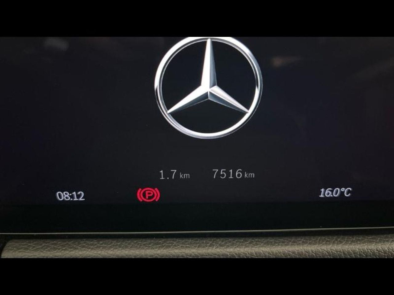 Photo du v&eacute;hicule 9 / 18