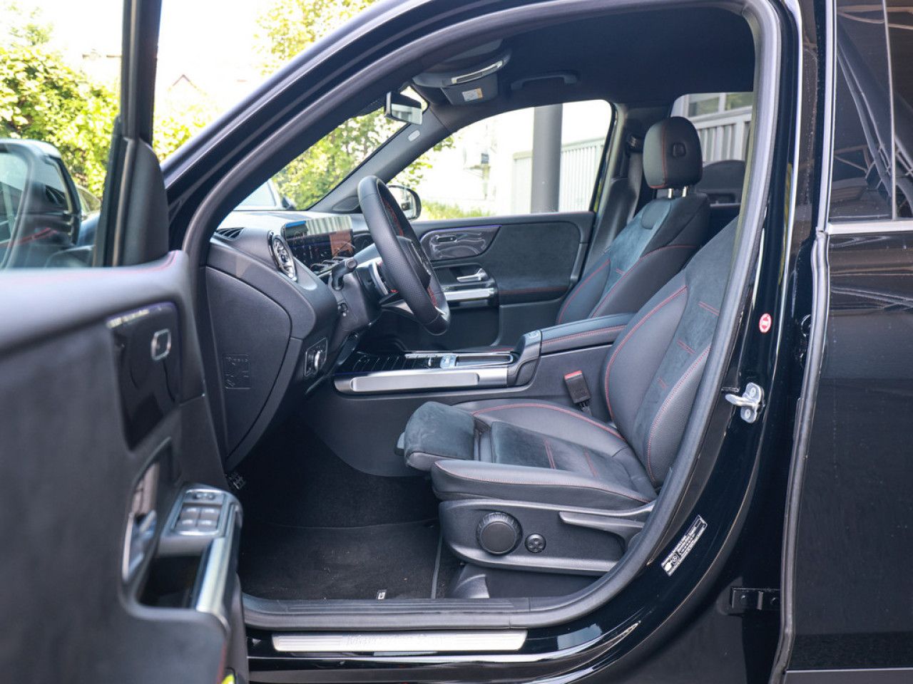 Mercedes-Benz GLB – Bild 9