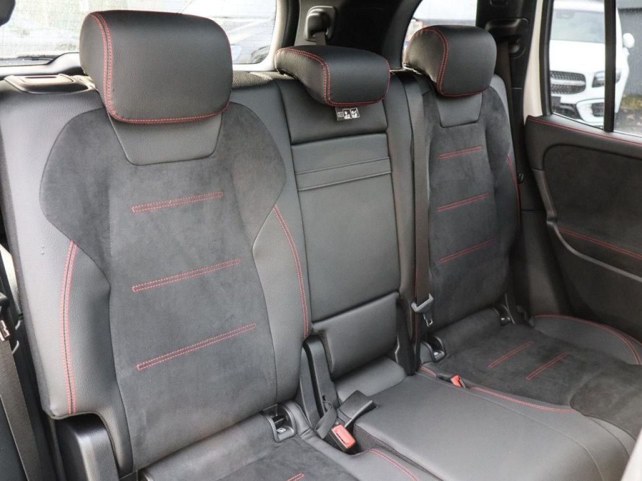 Mercedes-Benz GLB – Bild 4