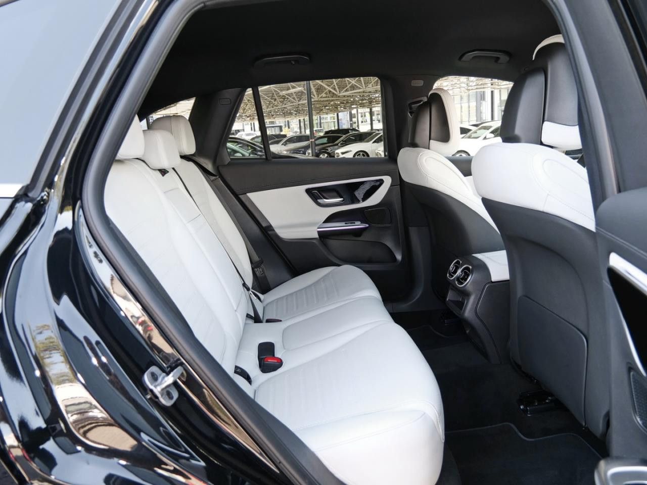 Mercedes-Benz GLC – Bild 11