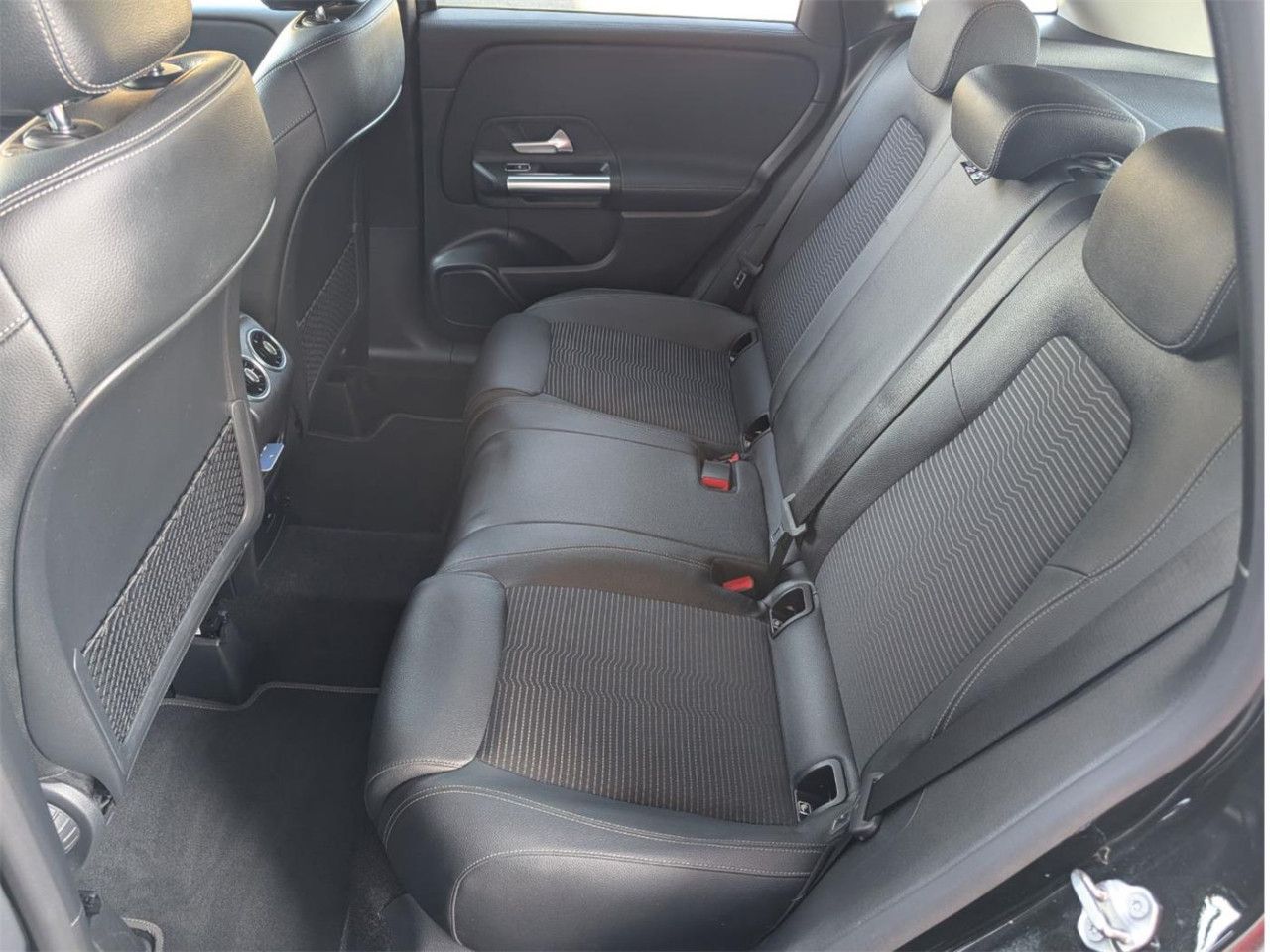 Fahrzeugbild 16 / 22