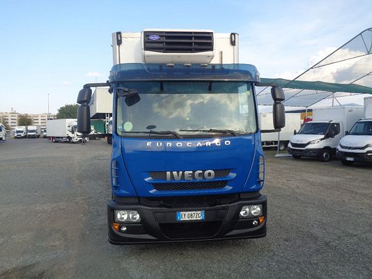 Vehicle image 3 / 22