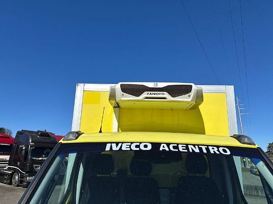 Vehicle image 16 / 17
