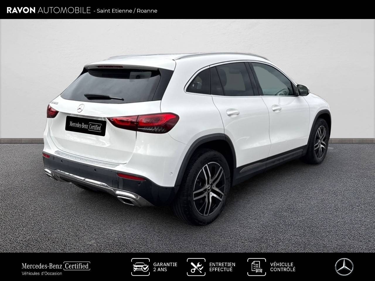 Photo du v&eacute;hicule 2 / 18