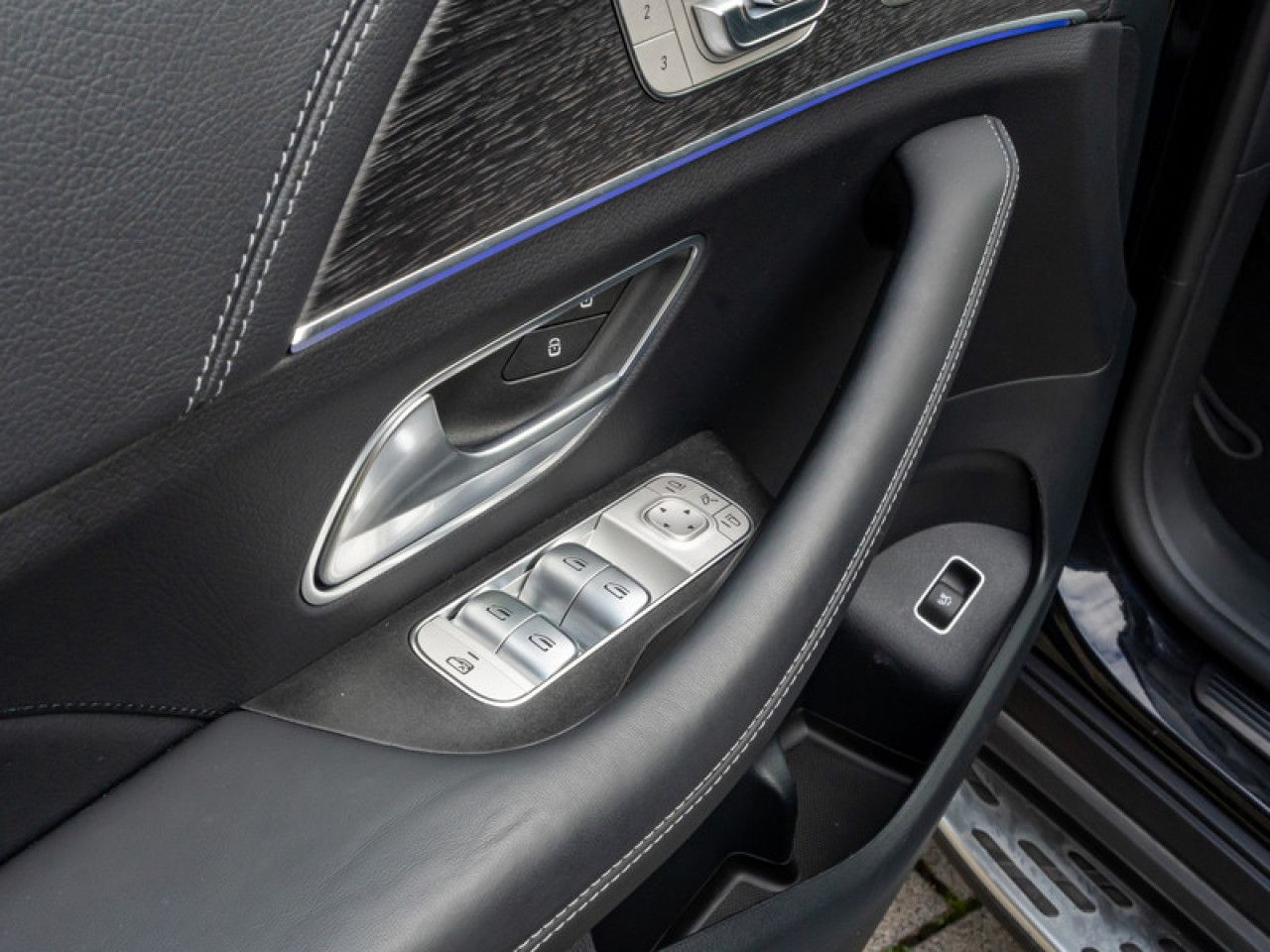 Mercedes-Benz GLS – Bild 20