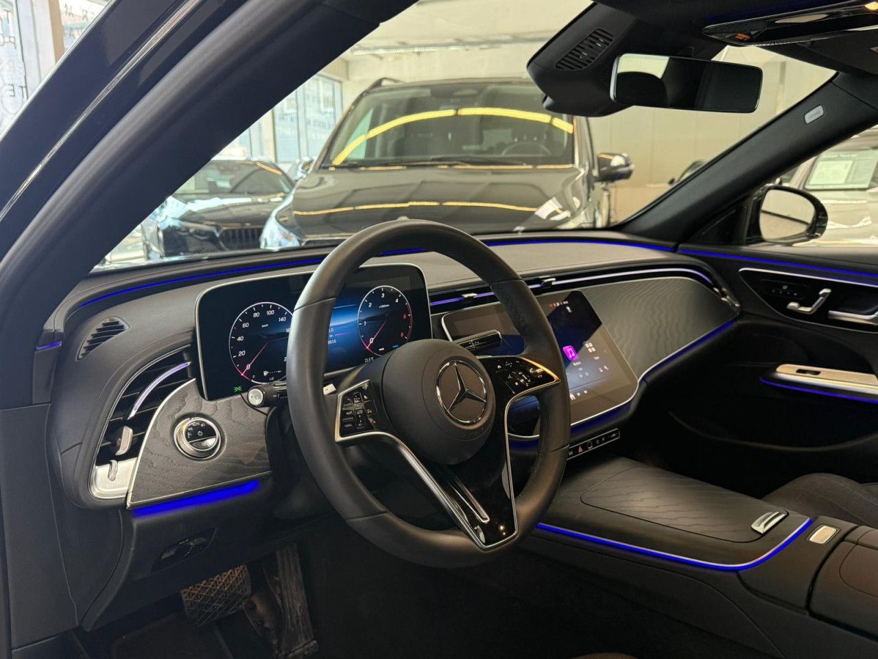 Mercedes-Benz E-Klasse – Bild 12