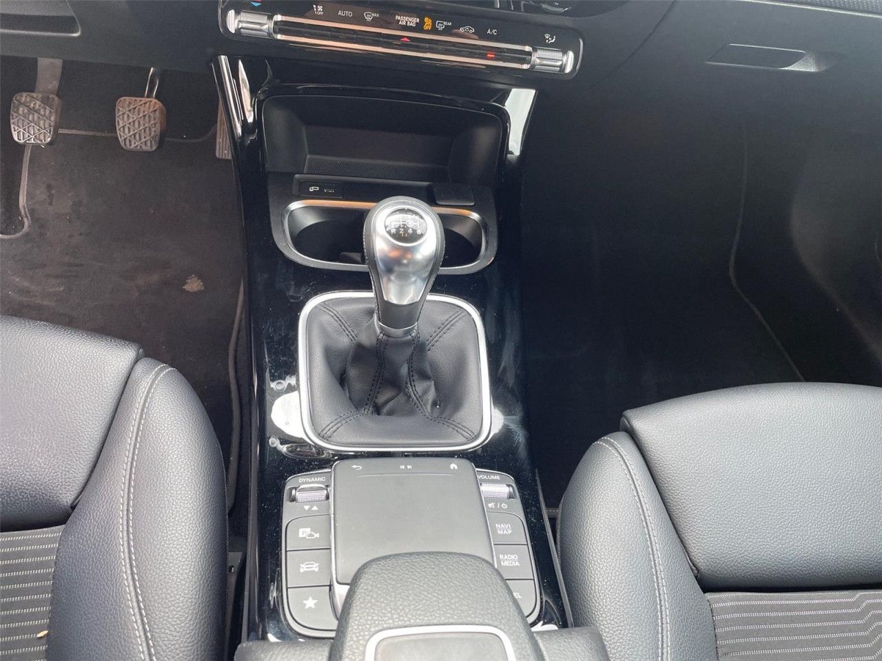 Fahrzeugbild 21 / 26