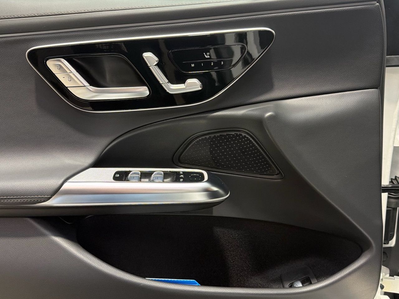 Mercedes-Benz E-Klasse – Bild 3