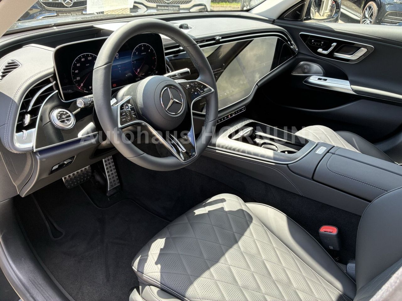 Mercedes-Benz E-Klasse – Bild 16