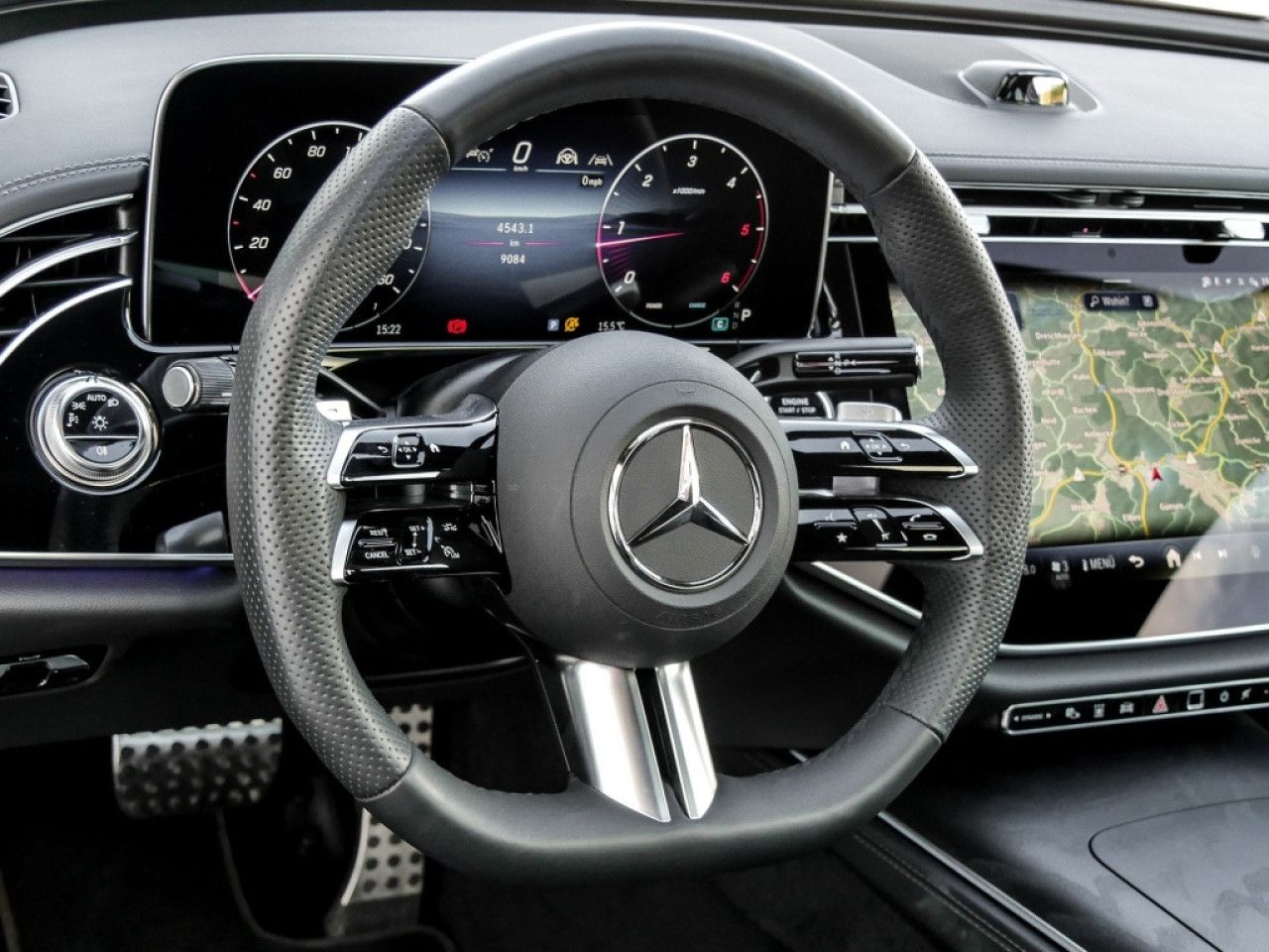 Mercedes-Benz E-Klasse – Bild 8