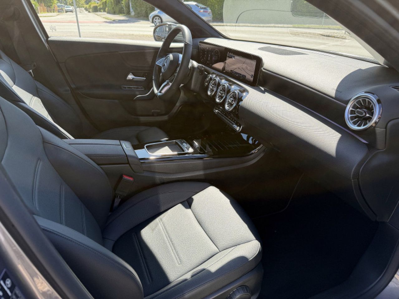 Mercedes-Benz A-Klasse – Bild 9