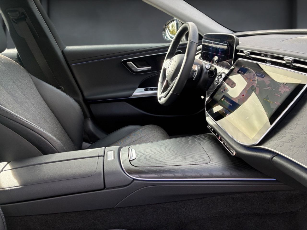 Mercedes-Benz E-Klasse – Bild 16