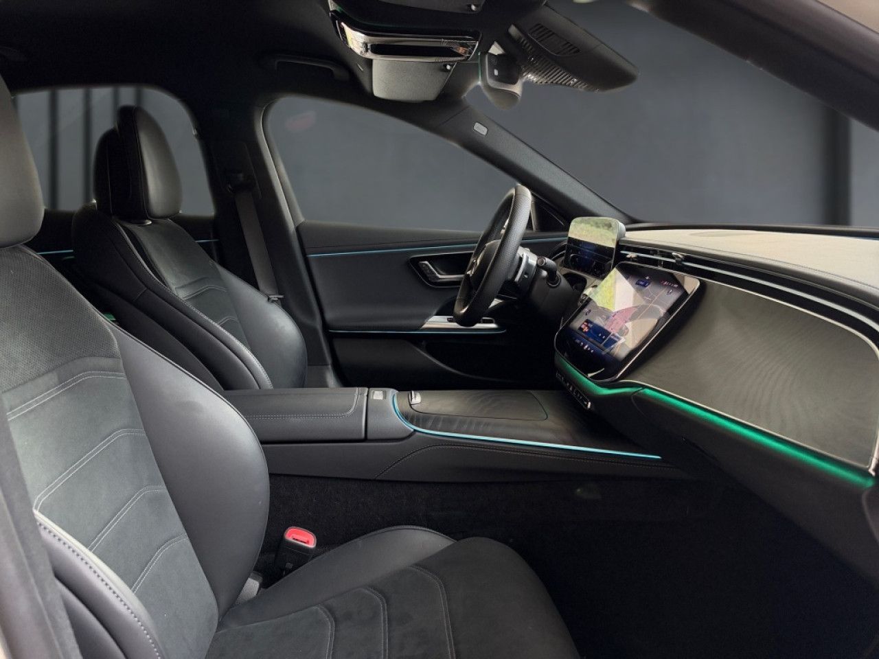 Mercedes-Benz E-Klasse – Bild 17