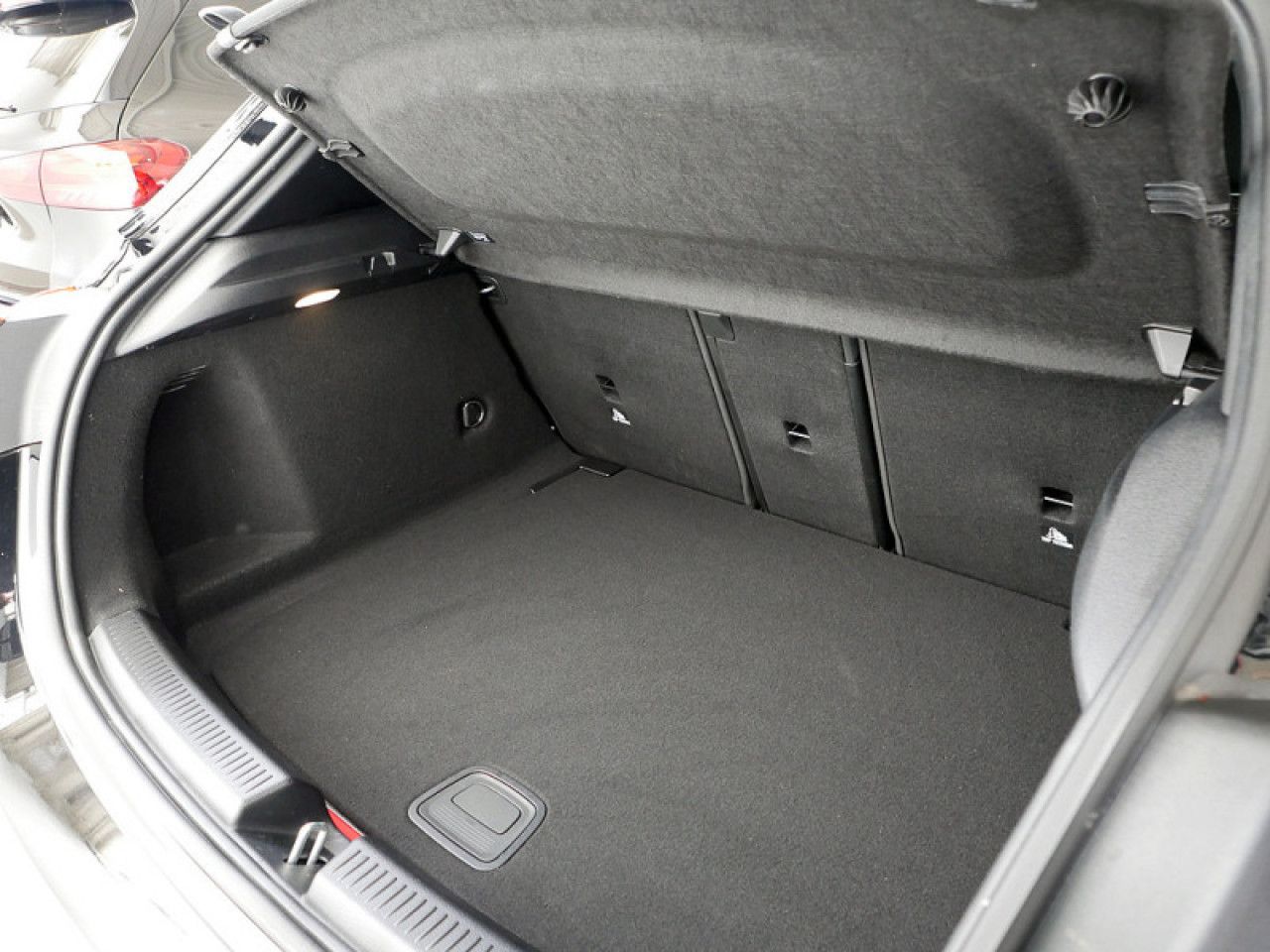 Mercedes-Benz A-Klasse – Bild 11