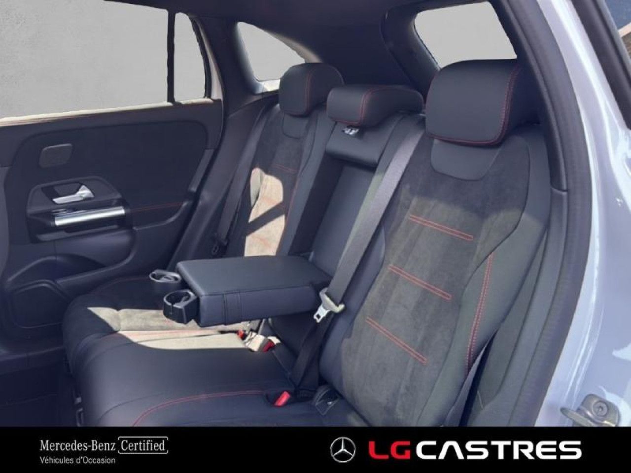 Photo du v&eacute;hicule 11 / 18