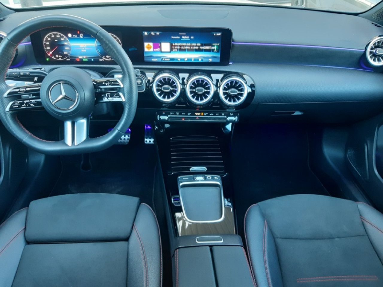 Photo du v&eacute;hicule 11 / 18