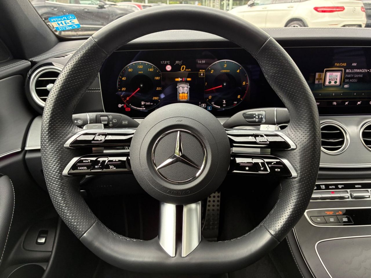 Mercedes-Benz E-Klasse – Bild 10