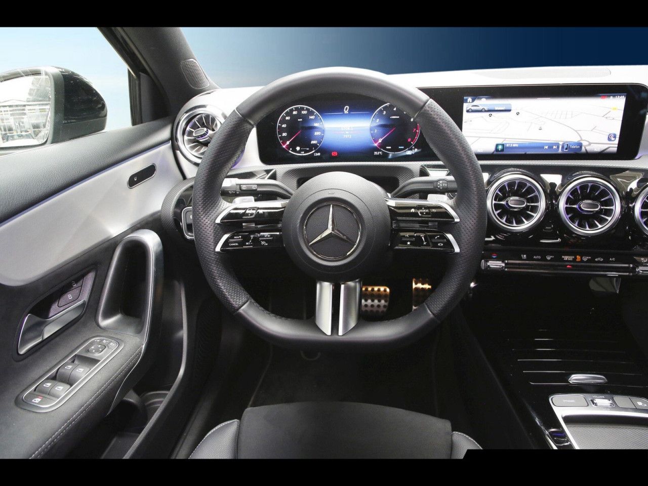 Mercedes-Benz A-Klasse – Bild 11