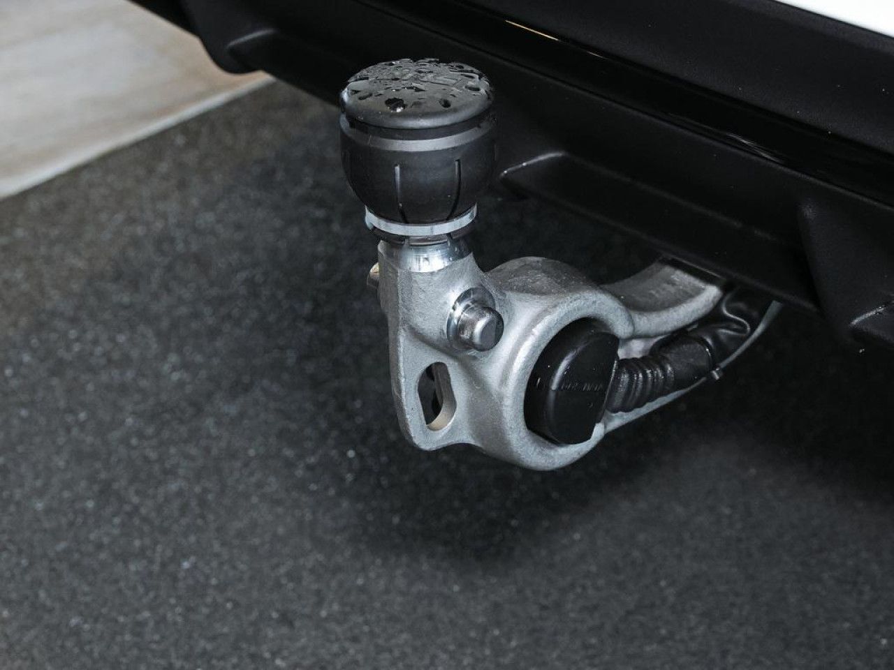 Mercedes-Benz E-Klasse – Bild 17