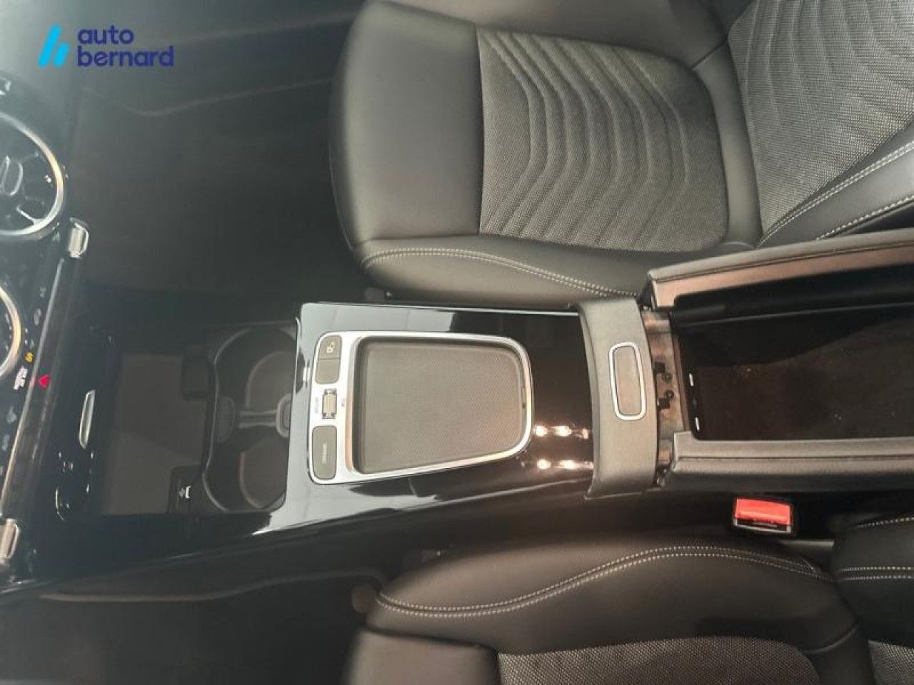 Photo du v&eacute;hicule 15 / 16