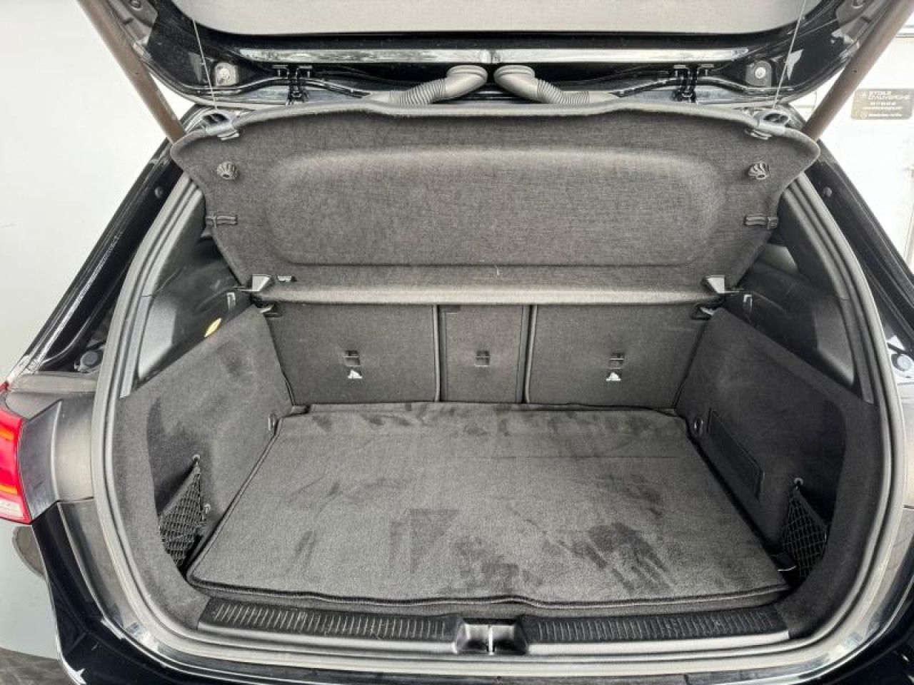 Photo du v&eacute;hicule 12 / 18