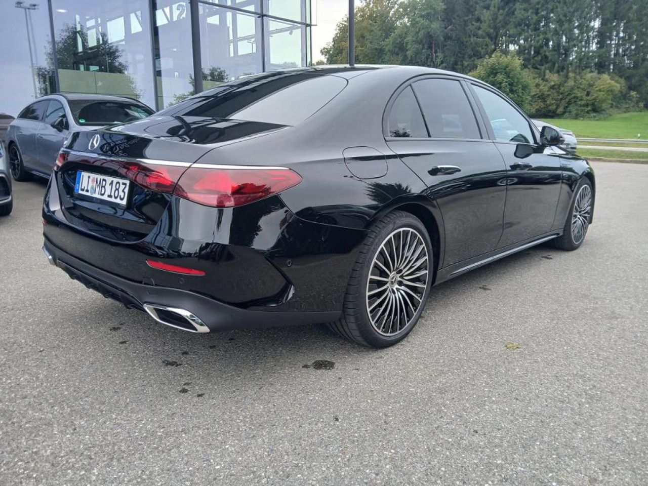 Mercedes-Benz E-Klasse – Bild 7