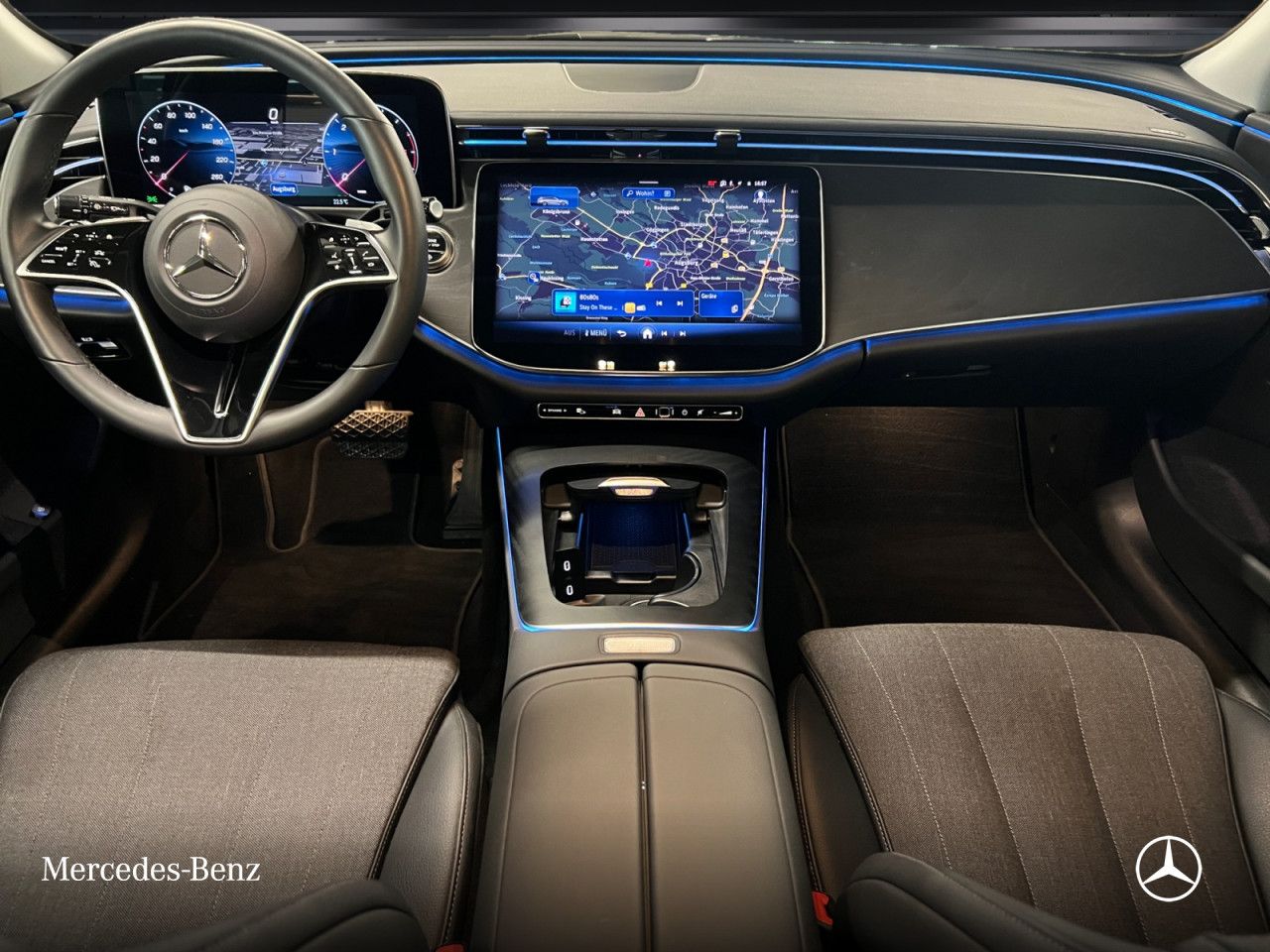 Mercedes-Benz E-Klasse – Bild 11