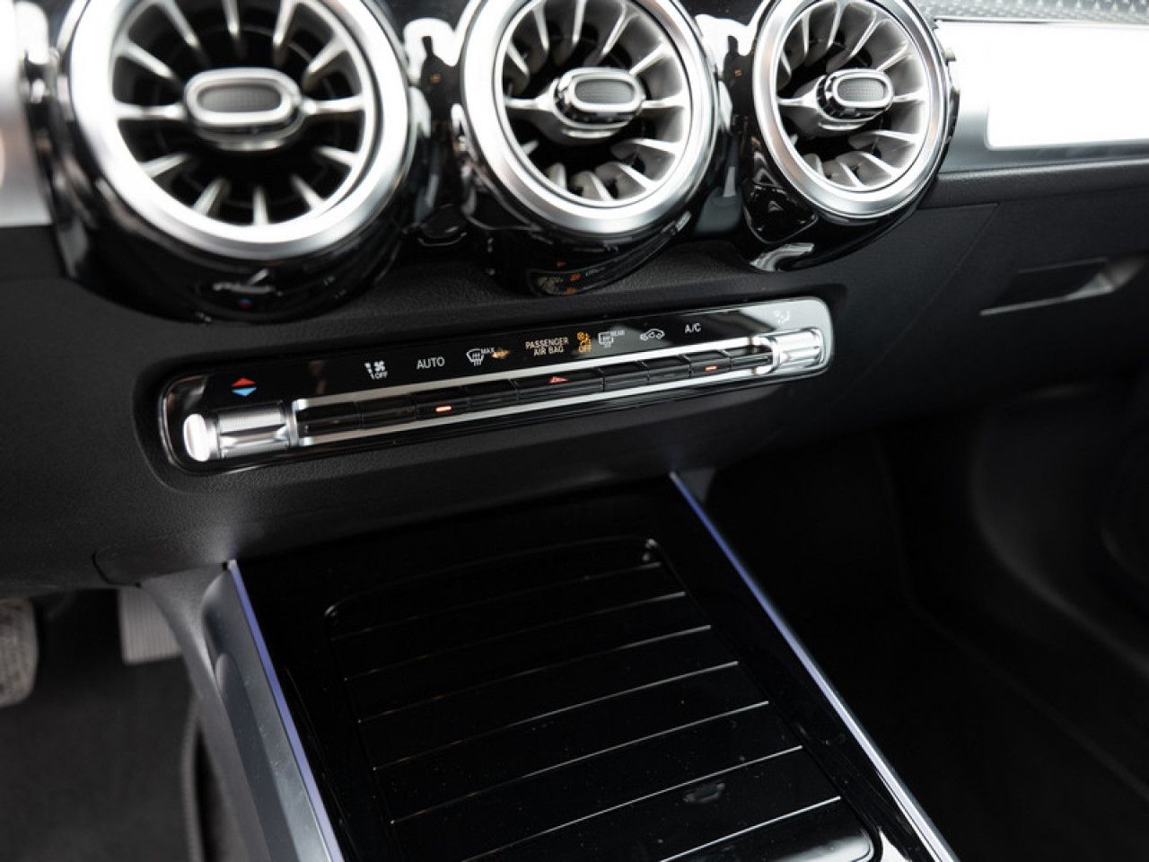 Mercedes-Benz GLB – Bild 14