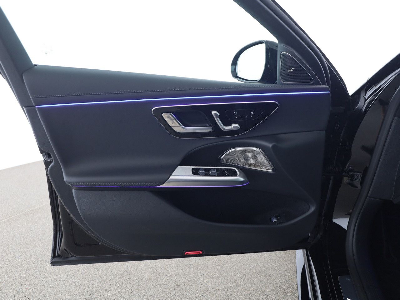 Mercedes-Benz E-Klasse – Bild 12