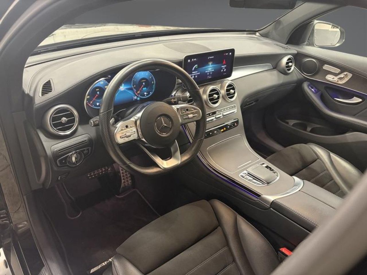 Photo du v&eacute;hicule 13 / 18