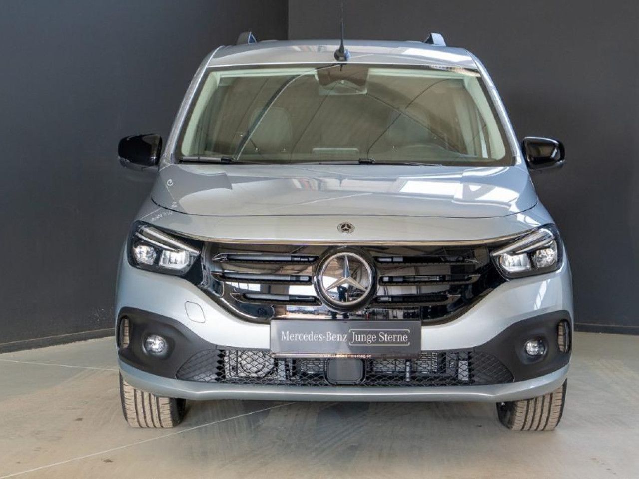 Mercedes-Benz EQT – Bild 2