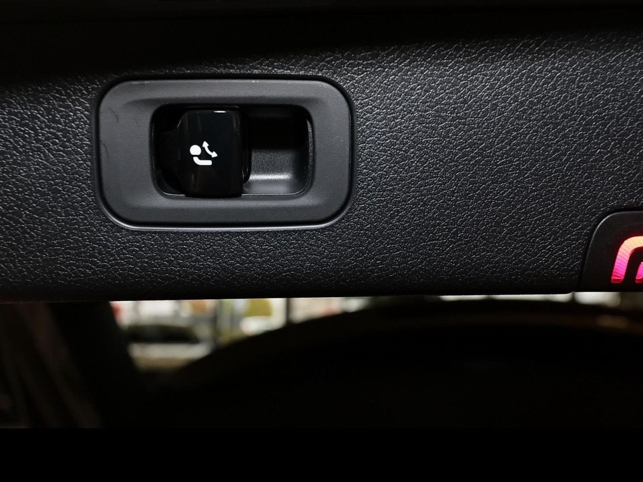 Mercedes-Benz E-Klasse – Bild 27