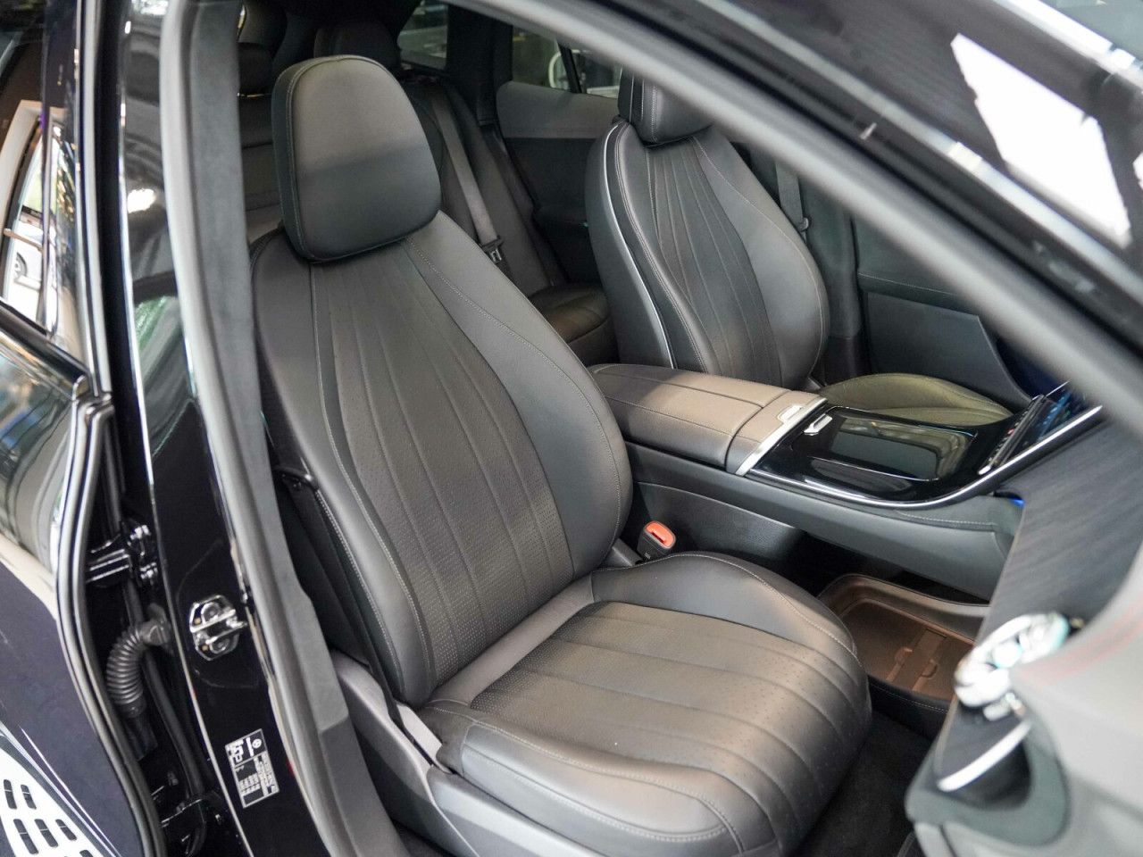 Fahrzeugbild 11 / 15