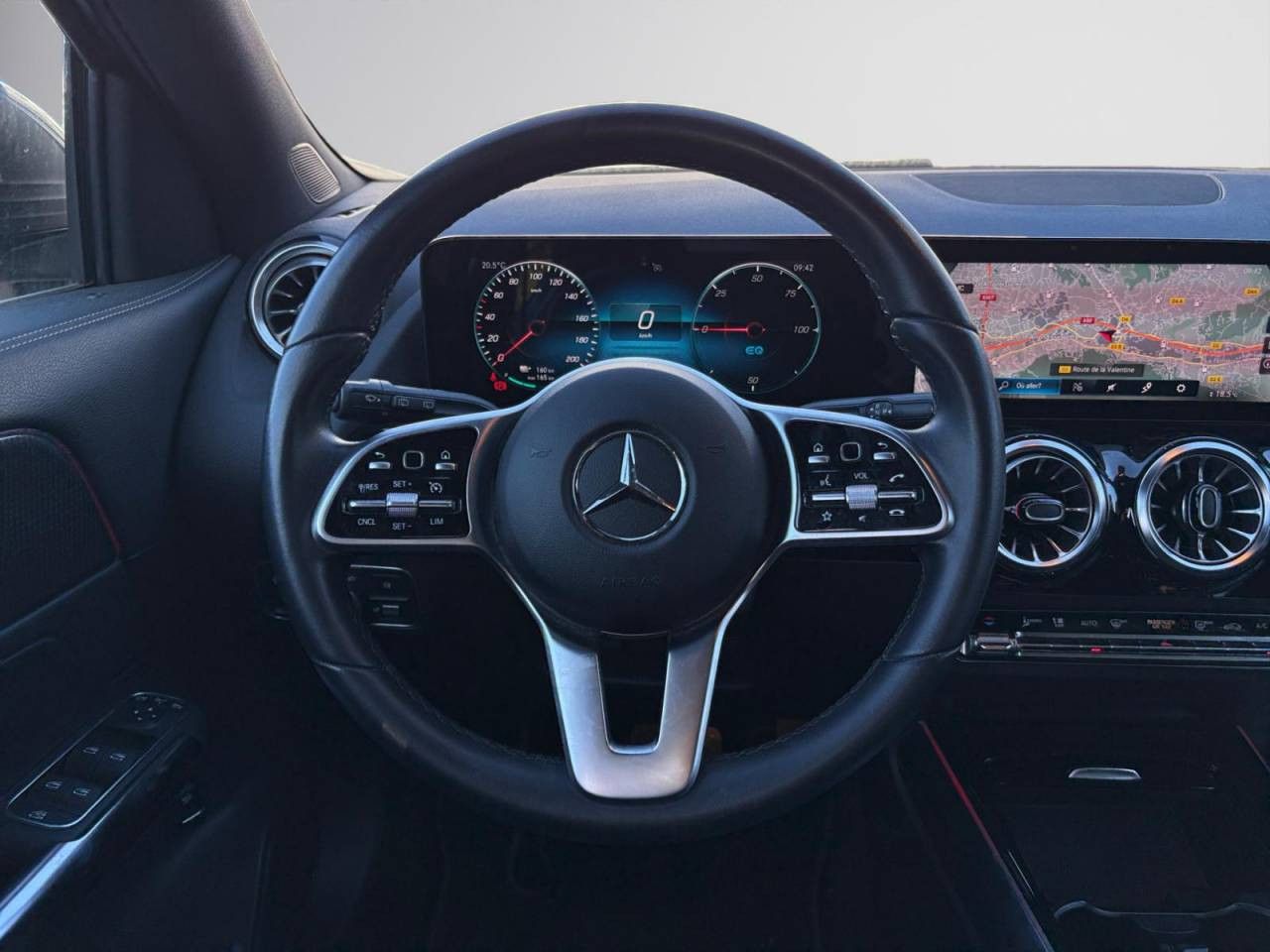 Photo du v&eacute;hicule 13 / 18