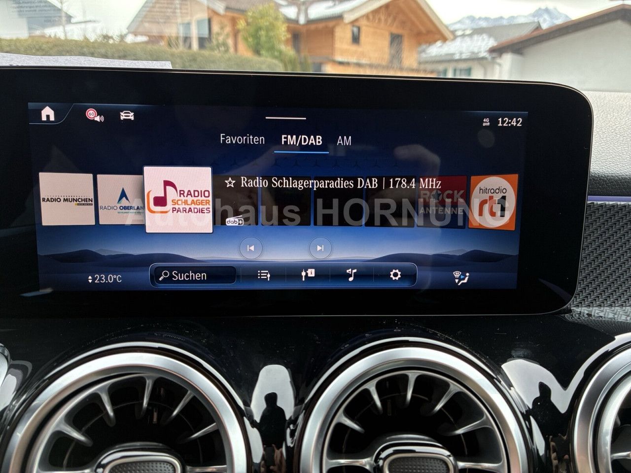 Mercedes-Benz GLB – Bild 13