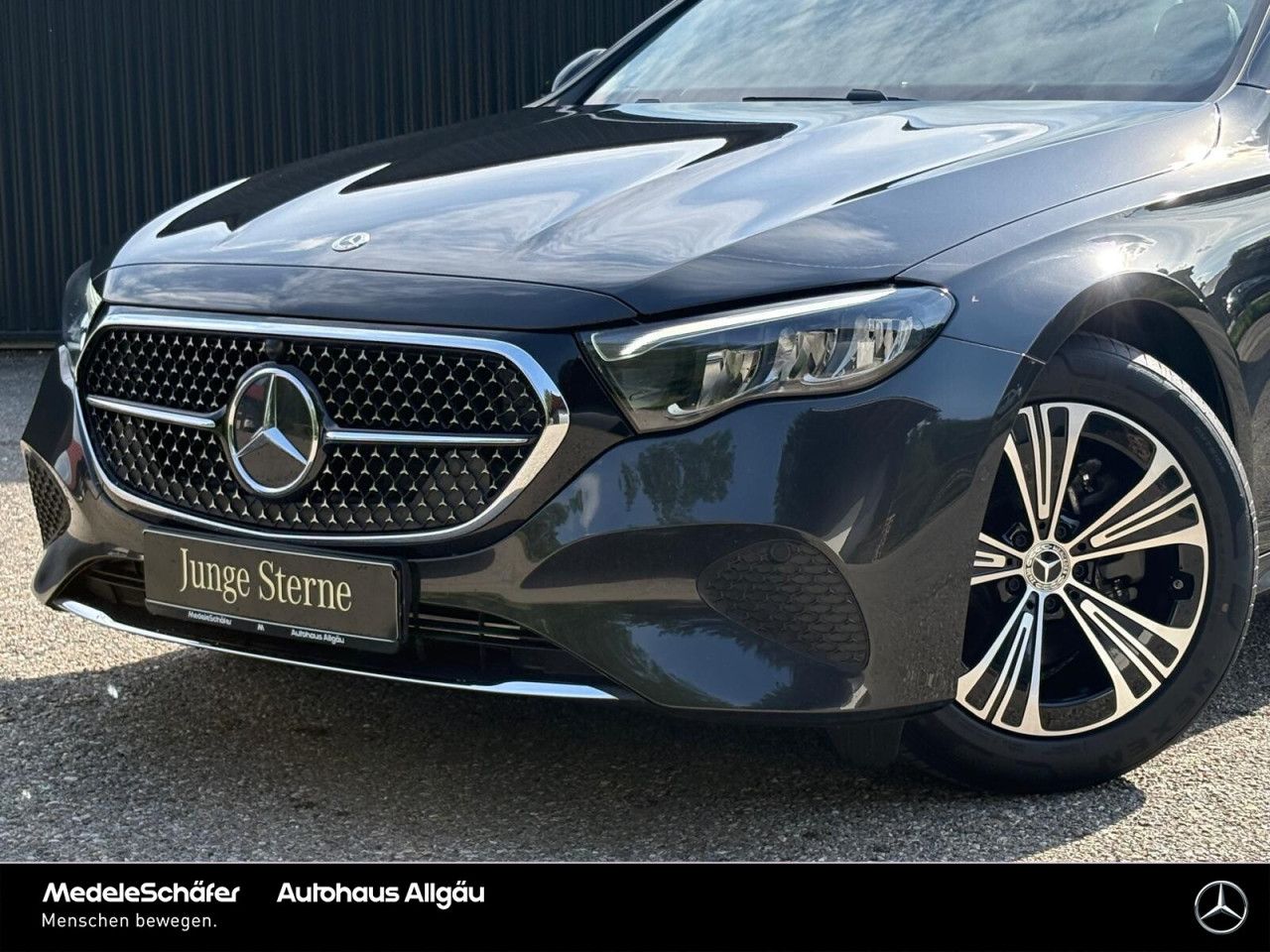 Mercedes-Benz E-Klasse – Bild 2