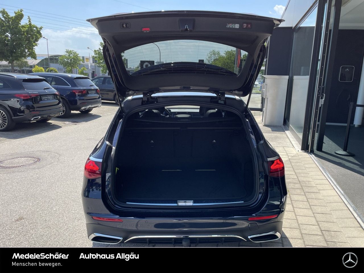 Mercedes-Benz E-Klasse – Bild 11