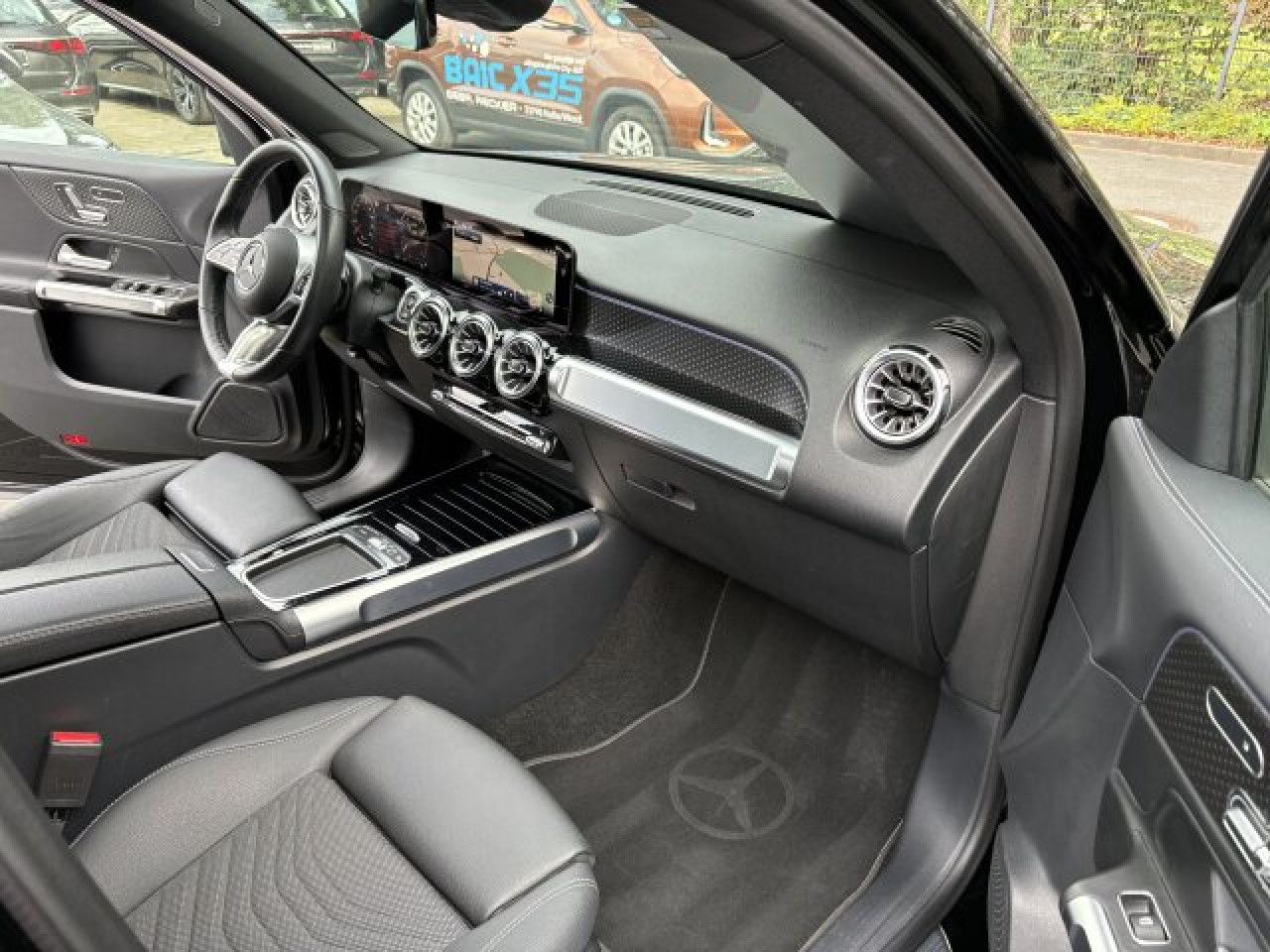 Mercedes-Benz GLB – Bild 13